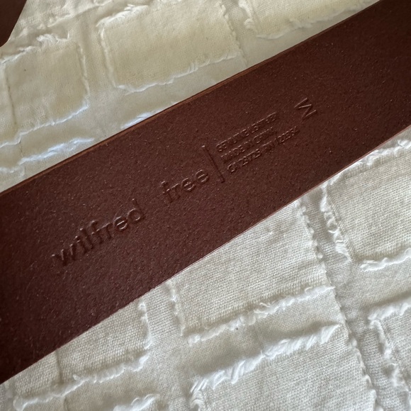 Aritzia Wilfred Free Classic Belt, Cognac and Antique Gold, M NEW - Picture 4 of 4